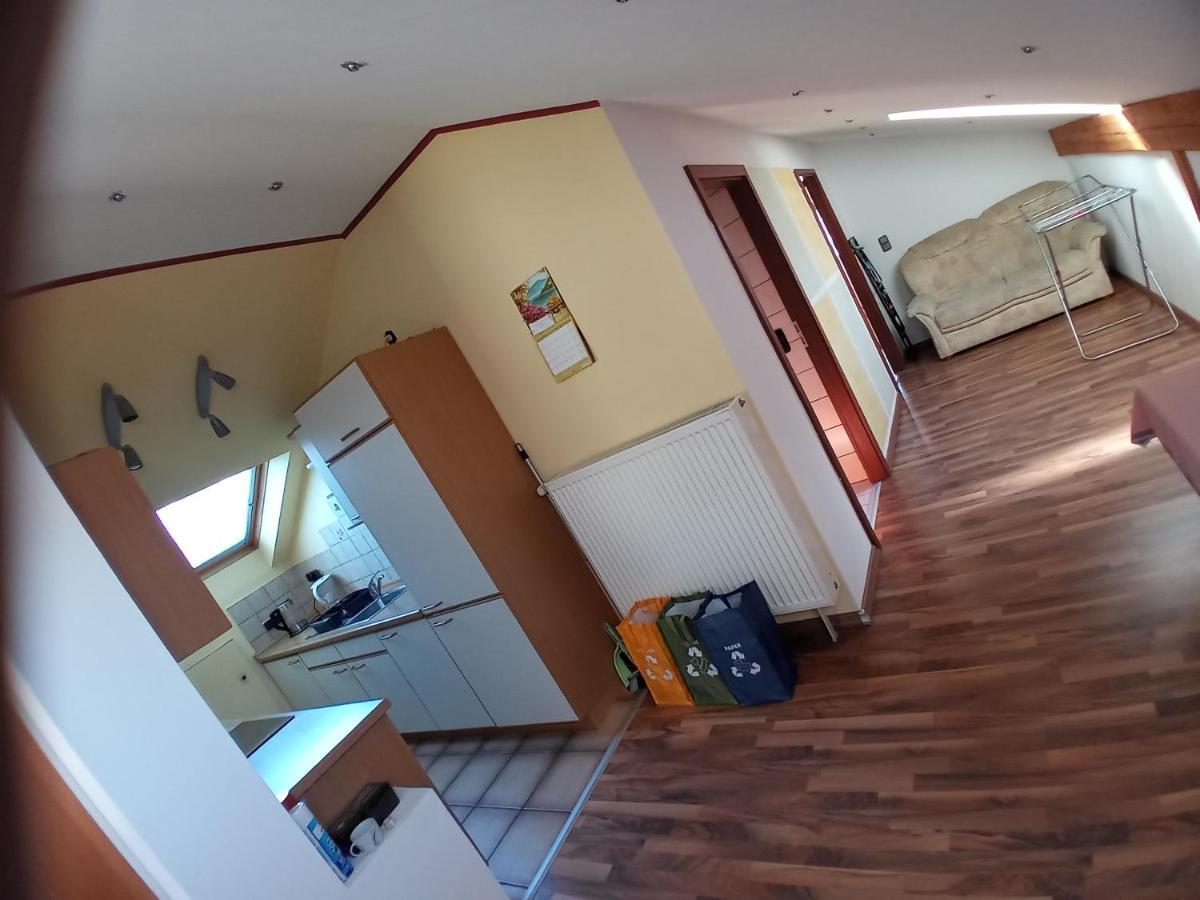 Wohnung Mit 2 - 3 Zimmern Ballenberg Экстерьер фото